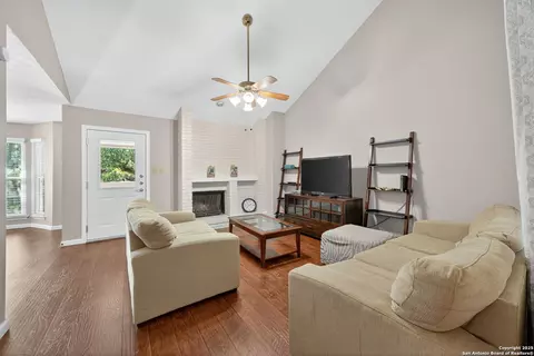 13130 Blanco #206, San Antonio, TX 78216