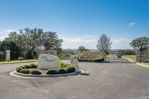 365 River Clf, Spring Branch, TX 78070