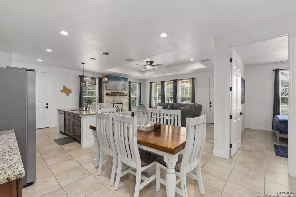 Dining - 1608 Lake Rdg, Canyon Lake, TX 78133 photo 3 of 3