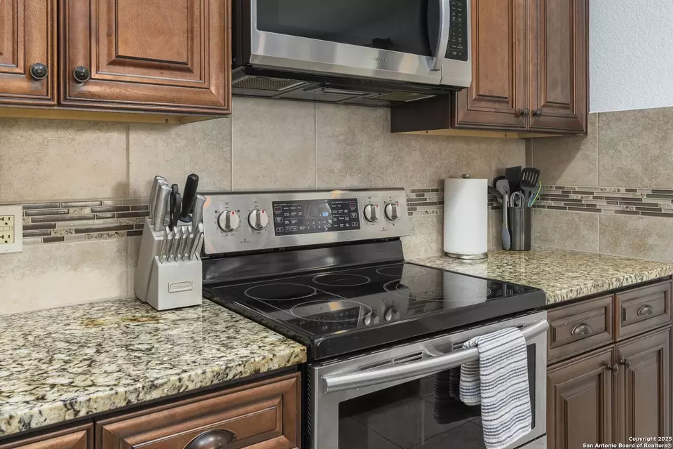 Kitchen - 1608 Lake Rdg, Canyon Lake, TX 78133 photo 3 of 6