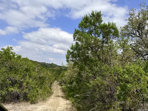 9852 Marnoch Rd, Helotes, TX 78023 photo 14