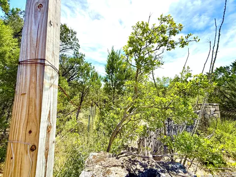 9852 Marnoch Rd, Helotes, TX 78023 photo 8
