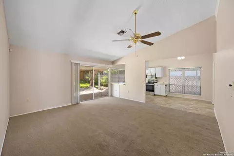 Living - 8344 Highland Vw, Universal City, TX 78148 photo 1 of 3