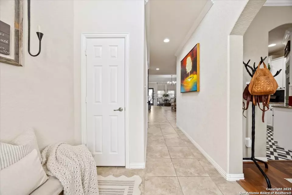 Entry Way - 3722 Sweet Olive, San Antonio, TX 78261 photo 1 of 7