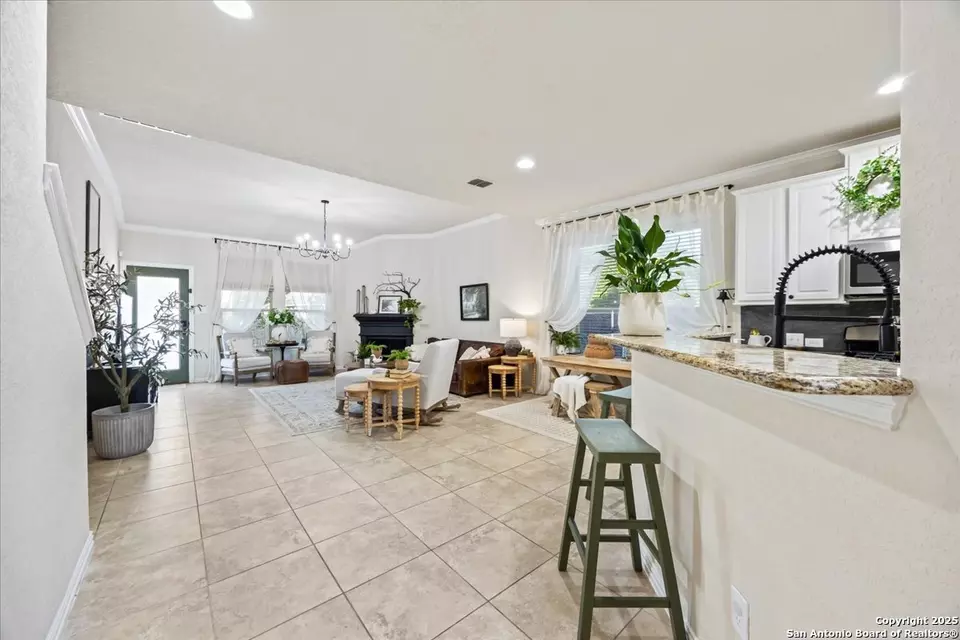 Entry Way - 3722 Sweet Olive, San Antonio, TX 78261 photo 5 of 7