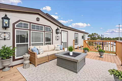 145 Sandy Rdg, Poteet, TX 78065