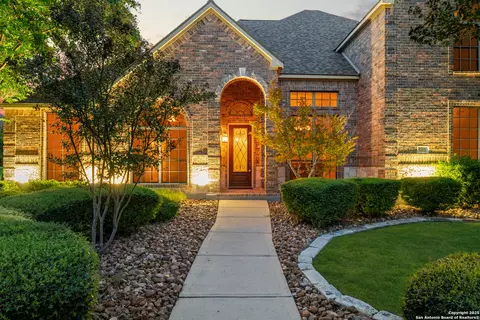 9715 Wind Gate Pkwy, San Antonio, TX 78254