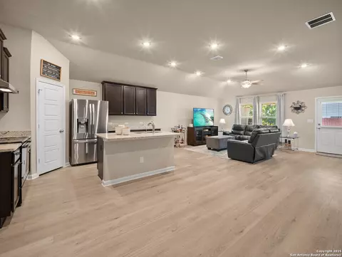 4311 Southton Woods, San Antonio, TX 78223
