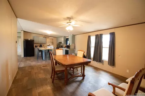 19545 Fm 463, Devine, TX 78016 photo 6