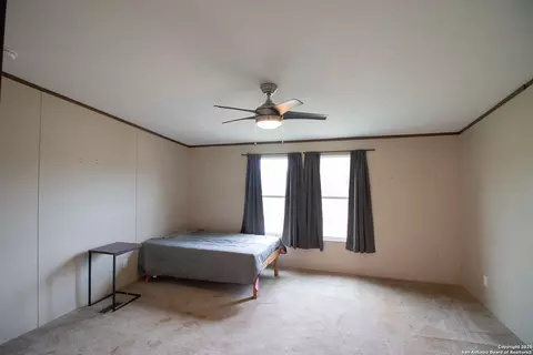 19545 Fm 463, Devine, TX 78016 photo 9