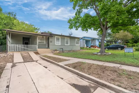 323 Blakeley, San Antonio, TX 78209