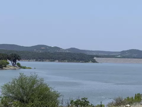 407 Nancy, Canyon Lake, TX 78133