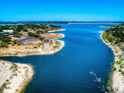 407 Nancy, Canyon Lake, TX 78133