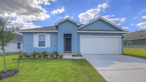 418 Hodges St, Maxwell, TX 78656