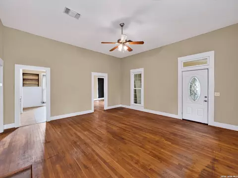 Living - 301 Jefferson Dr, Devine, TX 78016 photo 4 of 4