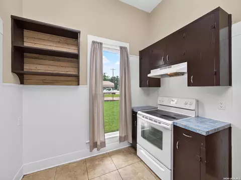 Kitchen - 301 Jefferson Dr, Devine, TX 78016 photo 1 of 3