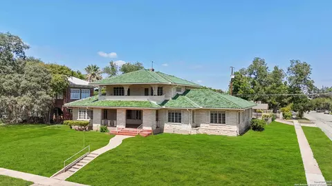 201 W Lynwood, San Antonio, TX 78212
