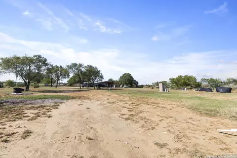 Other - 944 County Road 769, Devine, TX 78016 photo 2 of 6