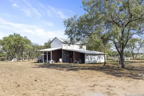 Other - 944 County Road 769, Devine, TX 78016 photo 3 of 6