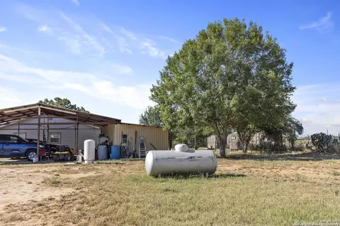 Exterior - 944 County Road 769, Devine, TX 78016 photo 8 of 8