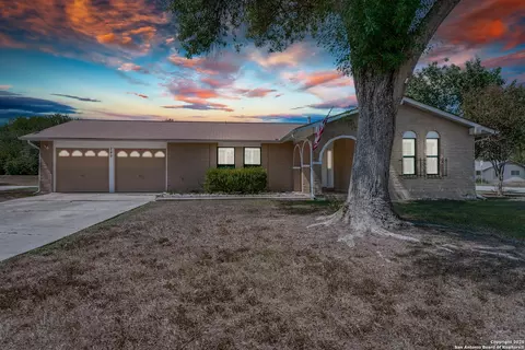 249 Ralston Dr, Converse, TX 78109