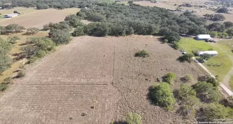 tbd County Road 665, Devine, TX 78016 photo 4