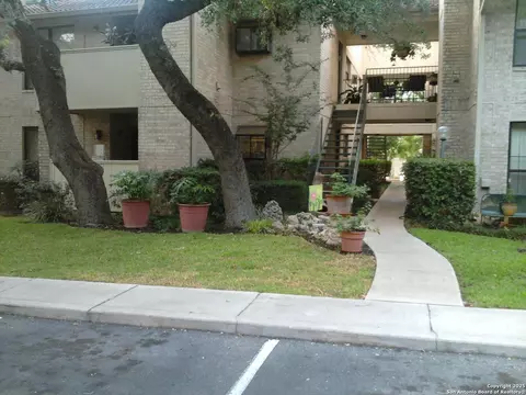 11843 Braesview #1601, San Antonio, TX 78213