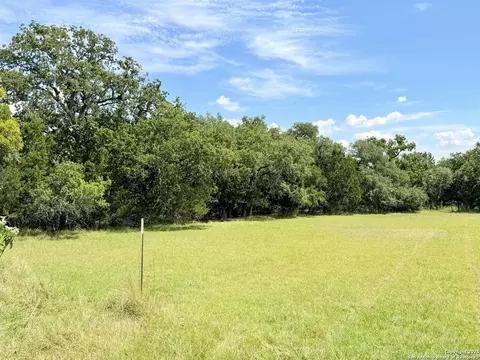 lot3 Nakomis Dr, Bandera, TX 78003