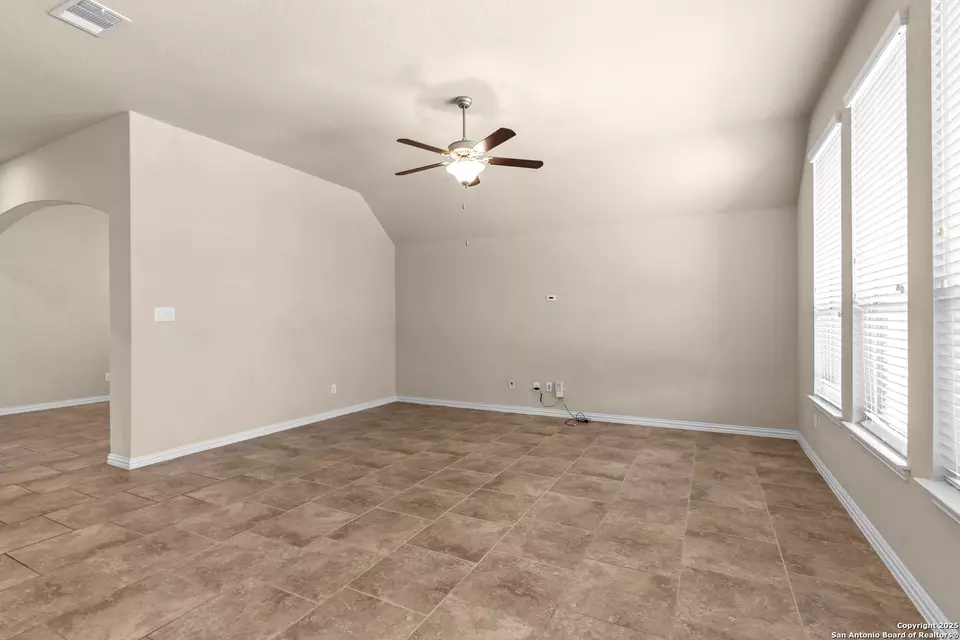 Living - 944 Raceland Rd, San Antonio, TX 78245 photo 3 of 8