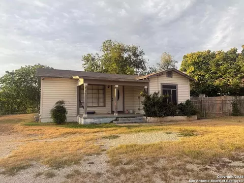 543 Hot Wls, San Antonio, TX 78223