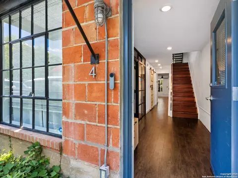 212 Madison #4, San Antonio, TX 78204