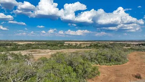 View/Area - 000 Von Ormy Rd, Von Ormy, TX 78073 photo 5 of 9