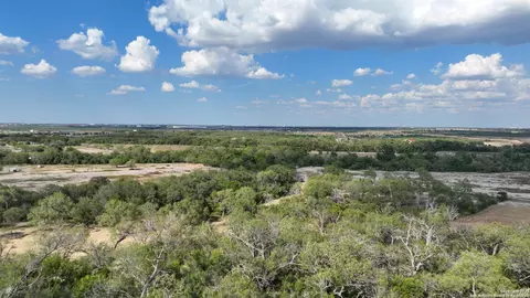 View/Area - 000 Von Ormy Rd, Von Ormy, TX 78073 photo 6 of 9