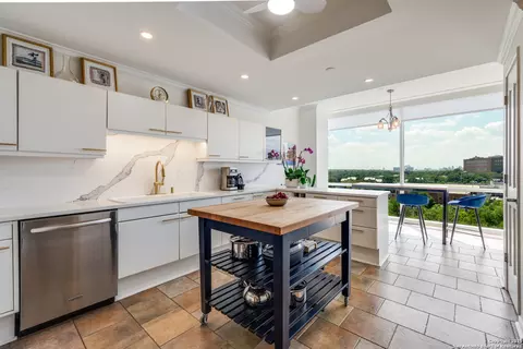 200 Patterson Ave #610, San Antonio, TX 78209