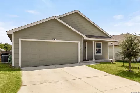 6830 Wolf Vly, San Antonio, TX 78242
