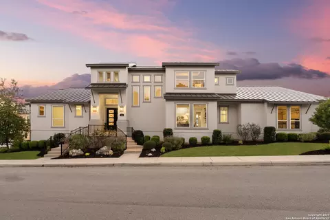 302 Majestic Blf, San Antonio, TX 78258