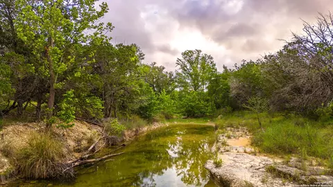 2186 Fm 470, Bandera, TX 78003