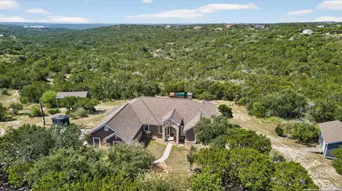 1005 County Road 2720, Mico, TX 78056