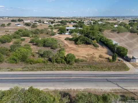 13348 Somerset, Von Ormy, TX 78073 photo 3