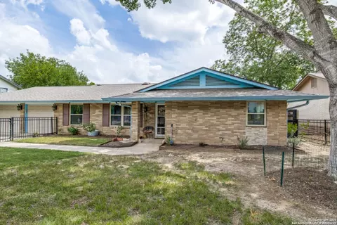 6034 Royal Pt, San Antonio, TX 78239