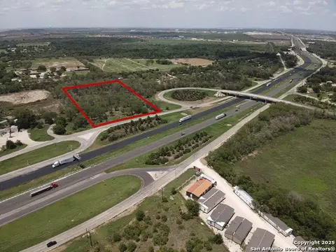13901 Interstate 35 S, Von Ormy, TX 78073 photo 4
