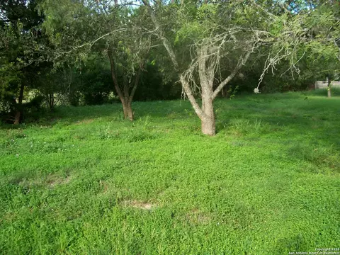 5365 Mount Helen, San Antonio, TX 78251