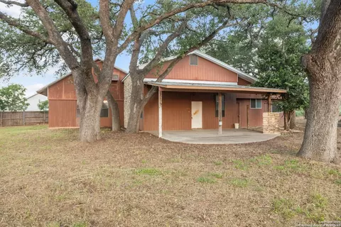 604 Cherry, Fredericksburg, TX 78624