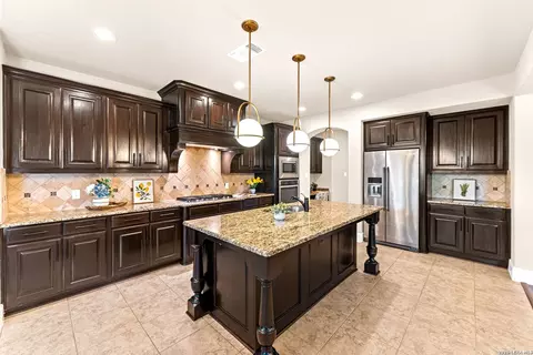 8923 Painted Oak, San Antonio, TX 78255