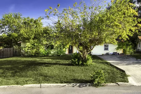 3306 Fallen Leaf, San Antonio, TX 78230
