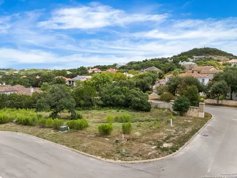 7 Dominion Mdws, San Antonio, TX 78257