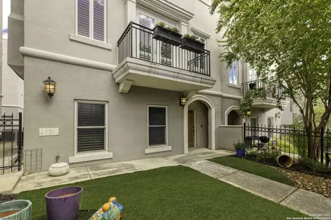 215 E Mulberry #1, San Antonio, TX 78212