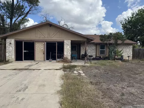 2102 Cross Ky, San Antonio, TX 78245
