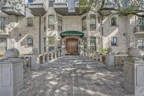 100 W El Prado #216, San Antonio, TX 78212