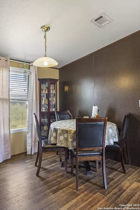 386 W Fm 468, Cotulla, TX 78014 photo 8